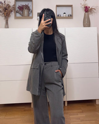 Tailleur oversize rayure